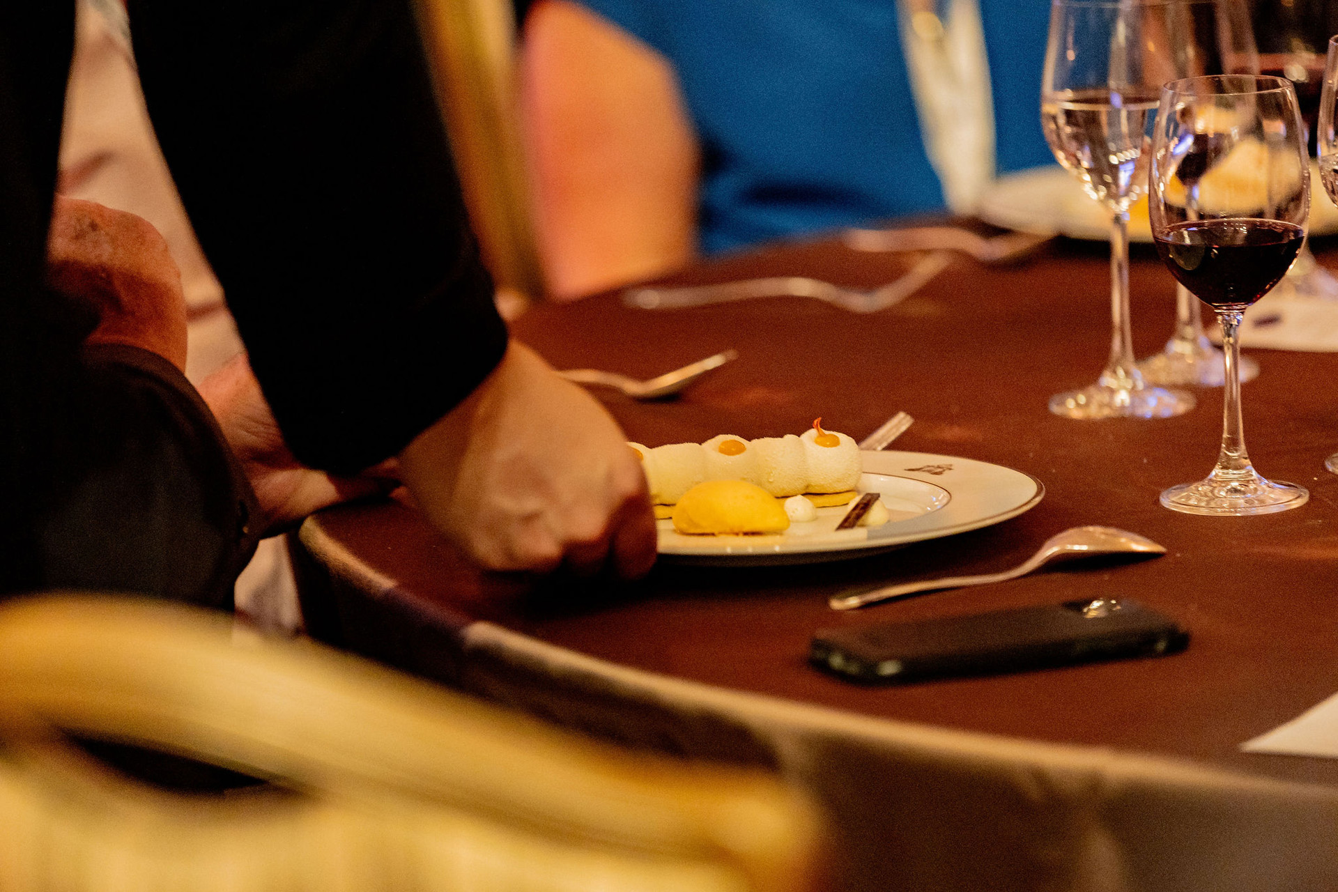 <a class='button-link' download href='https://www.ecao.org/wp-content/uploads/2025/01/ECAOLisbon24-lastdaydinner-330.jpg'>Download</a>