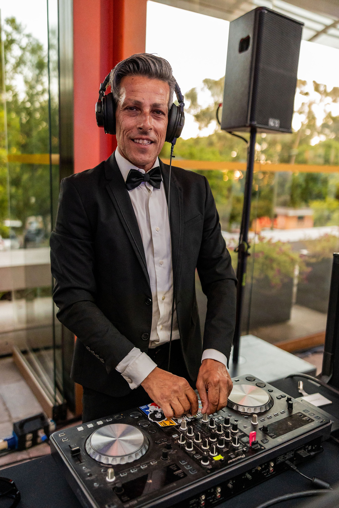 <a class='button-link' download href='https://www.ecao.org/wp-content/uploads/2025/02/ECAOLisbon24-arrivaldinnerandcocktail-265.jpg'>Download</a>
