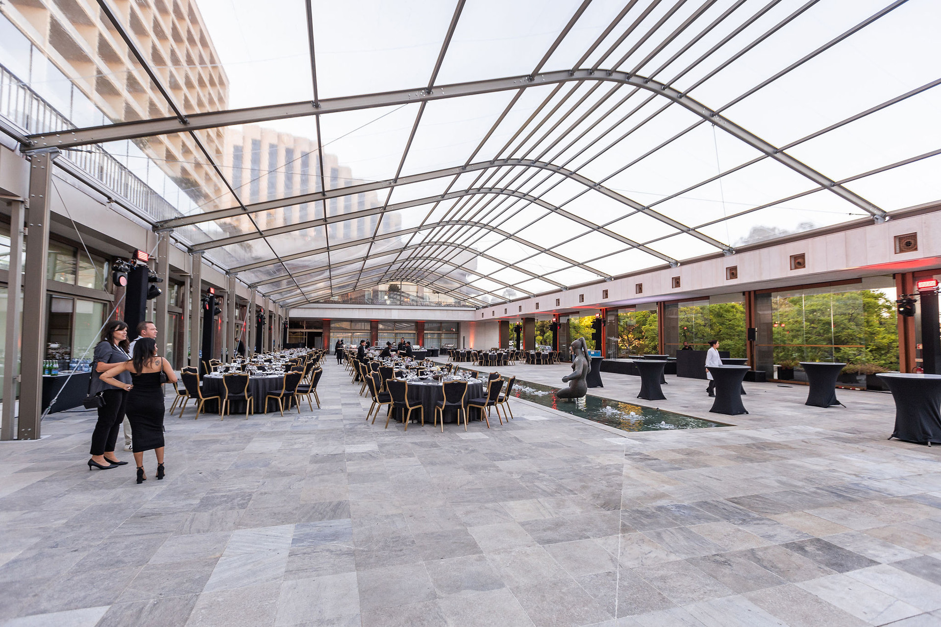 <a class='button-link' download href='https://www.ecao.org/wp-content/uploads/2025/02/ECAOLisbon24-arrivaldinnerandcocktail-4.jpg'>Download</a>
