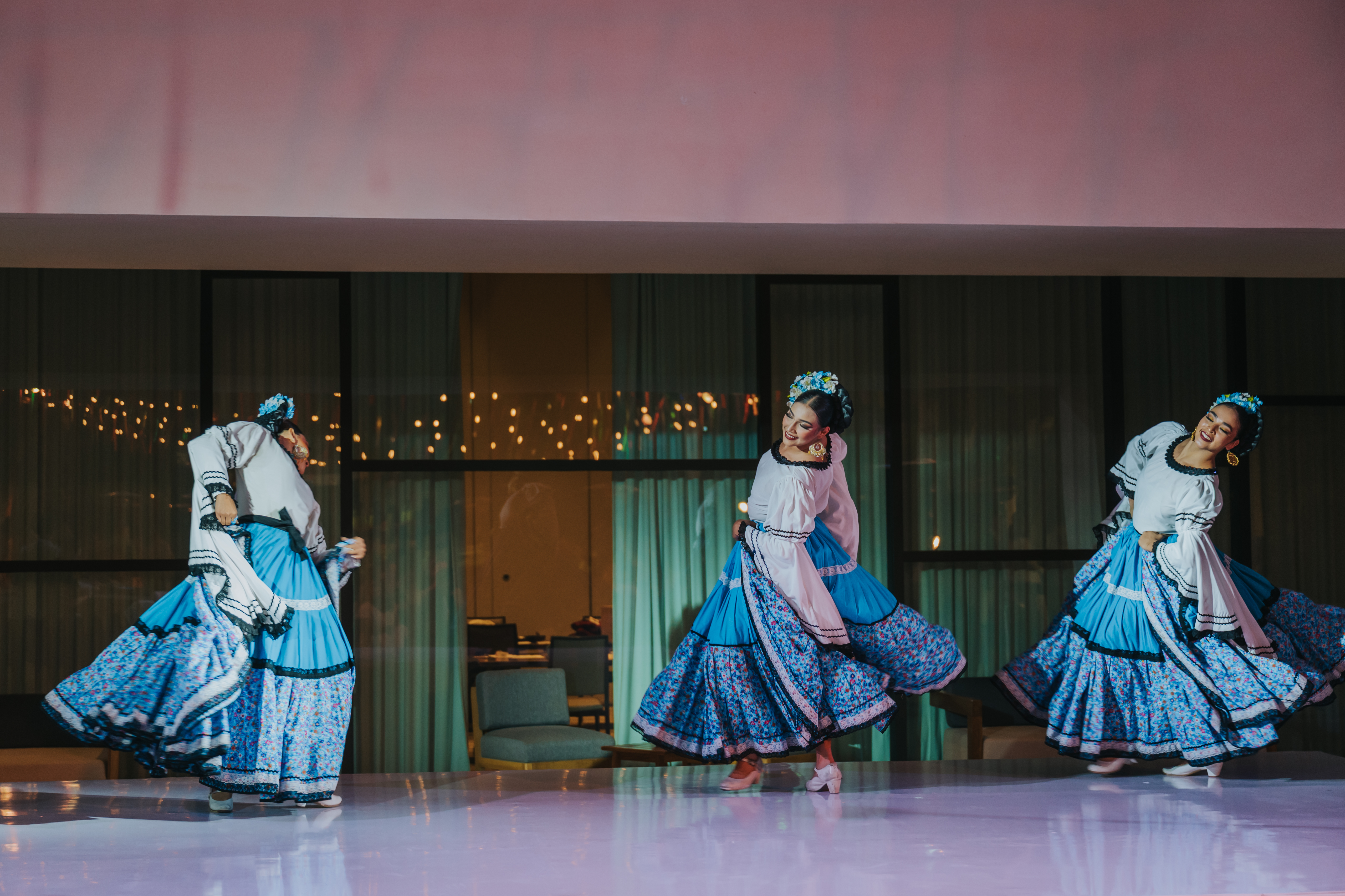 <a class='button-link' download href='https://www.ecao.org/wp-content/uploads/2026/06/ECAO-UNCE-Farewell-Evening-Cabo-05.03.26-JJStudio-109.jpg'>Download</a>