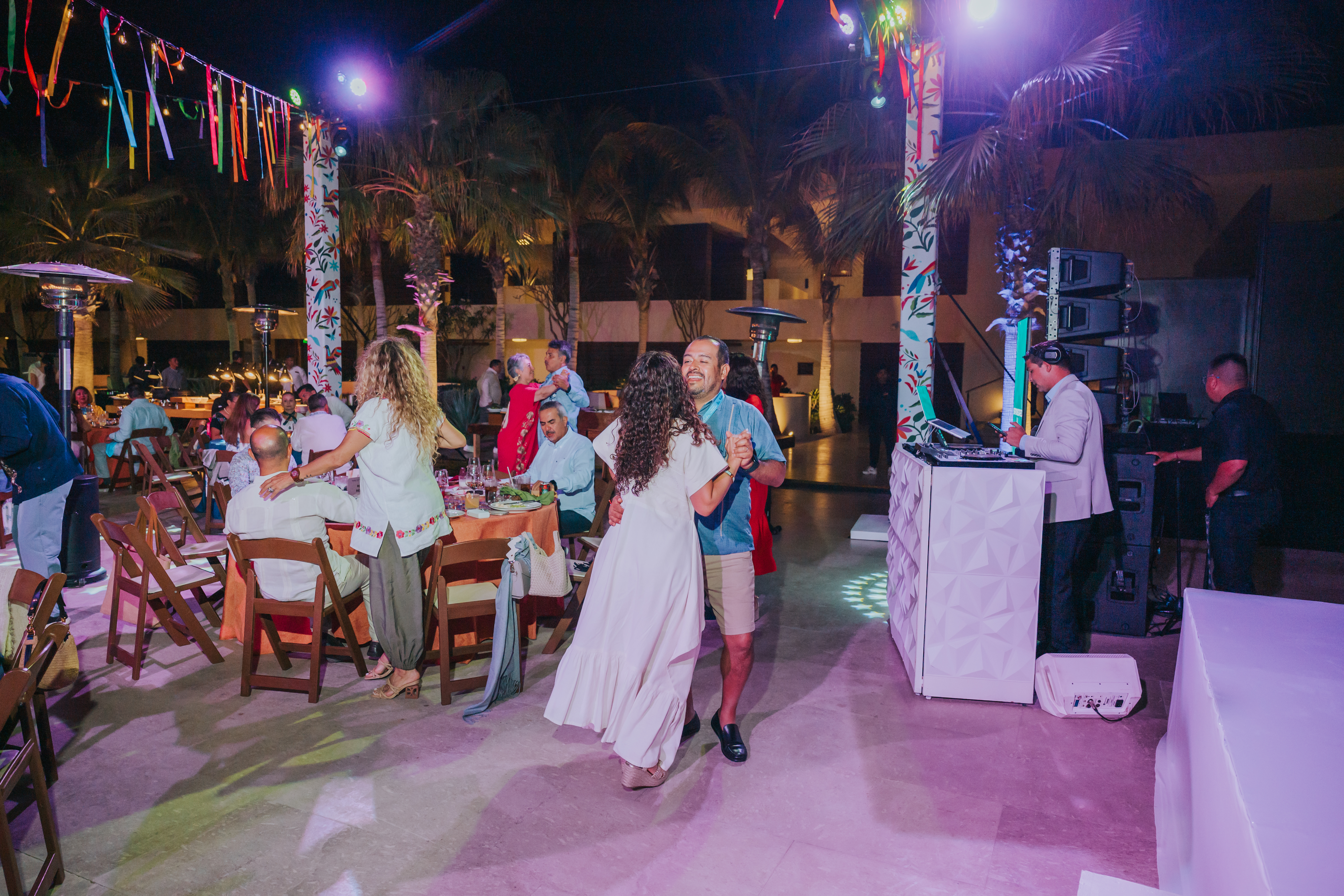 <a class='button-link' download href='https://www.ecao.org/wp-content/uploads/2026/06/ECAO-UNCE-Farewell-Evening-Cabo-05.03.26-JJStudio-164.jpg'>Download</a>