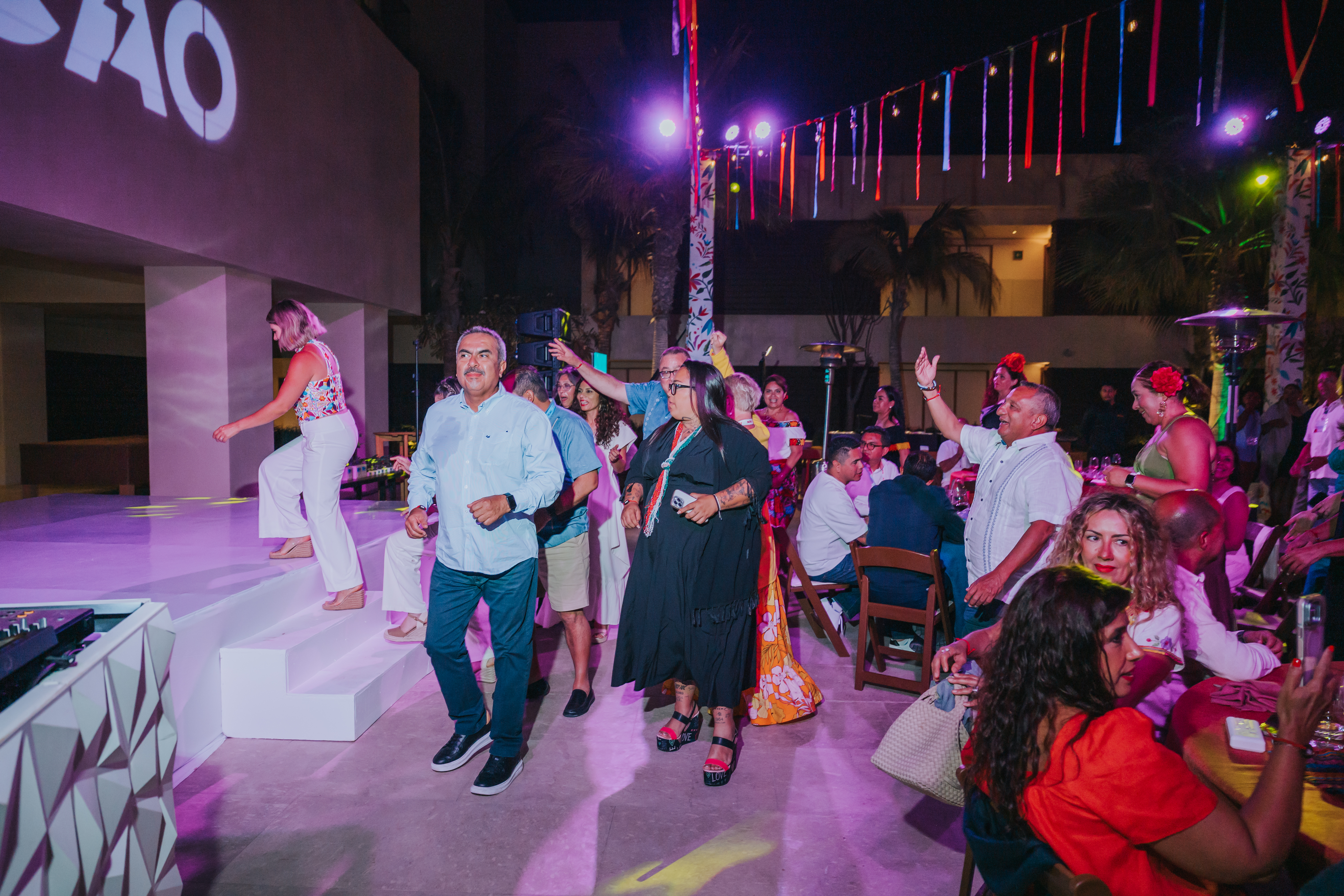 <a class='button-link' download href='https://www.ecao.org/wp-content/uploads/2026/06/ECAO-UNCE-Farewell-Evening-Cabo-05.03.26-JJStudio-260.jpg'>Download</a>